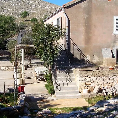Secluded Fisherman's Cove Vela Proversa, - 9471